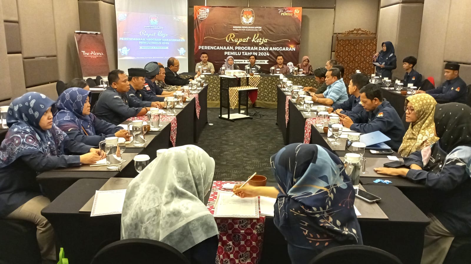 Rapat Kerja Perencanaan, Program dan Anggaran Pemilu Tahun 2024 KPU Kabupaten Karanganyar