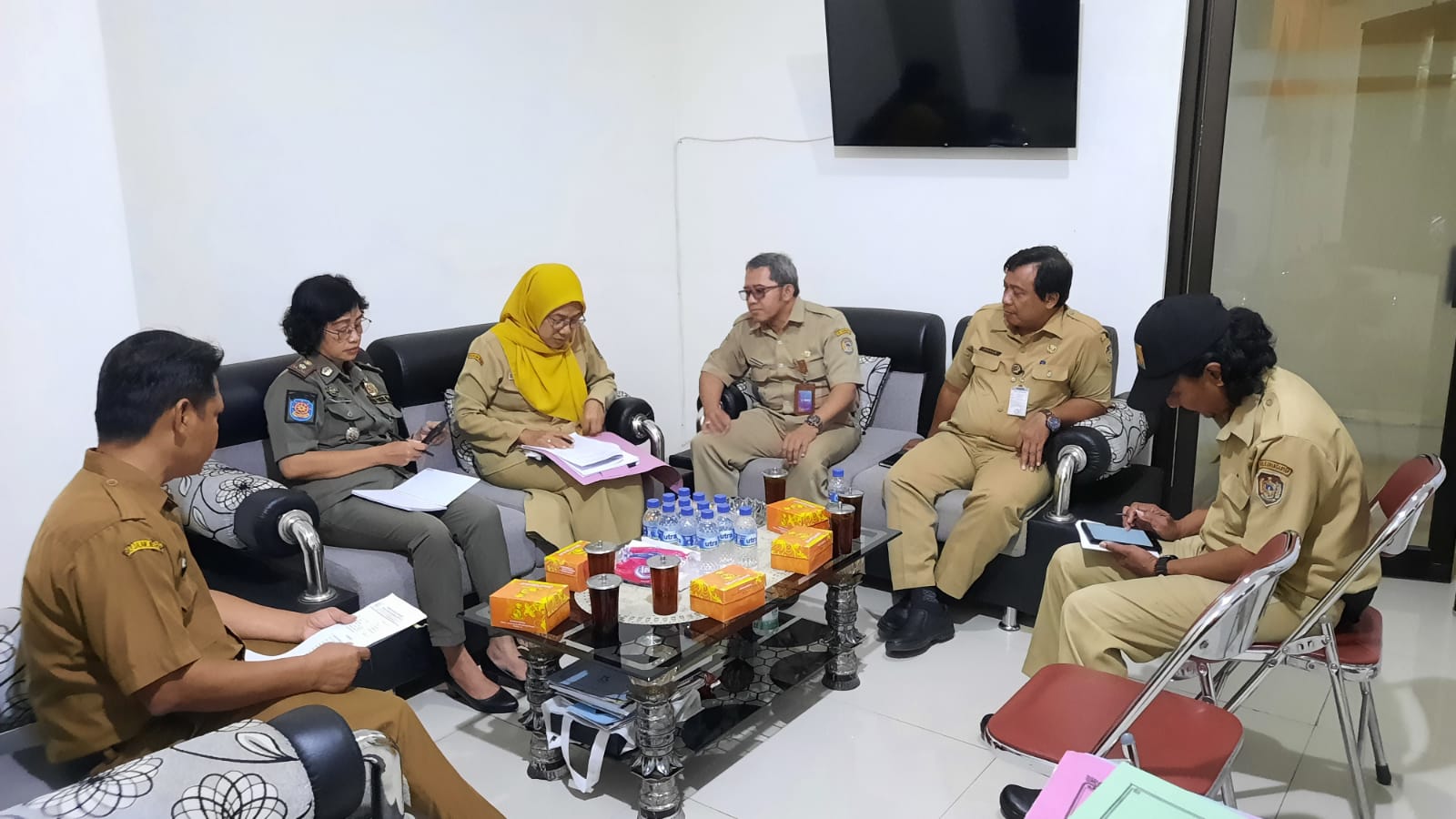Kegiatan Rapat Koordinasi Penggunaan Alun-Alun Karanganyar untuk Tempat Kampanye