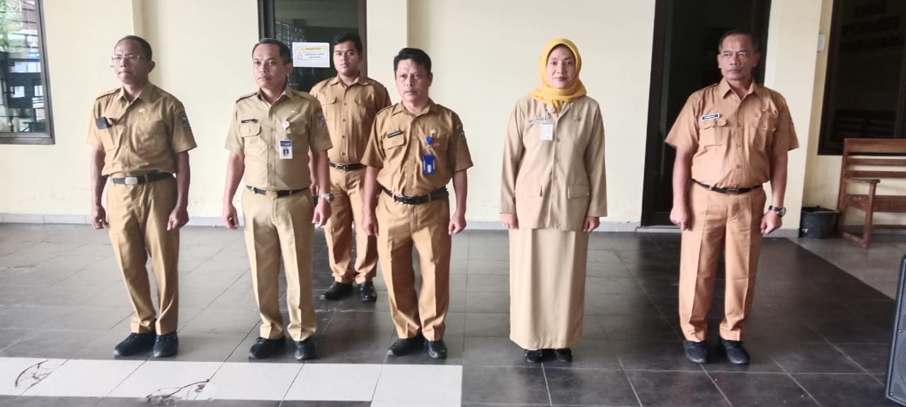 Kegiatan Apel Pagi Bakesbangpol Kabupaten Karanganyar
