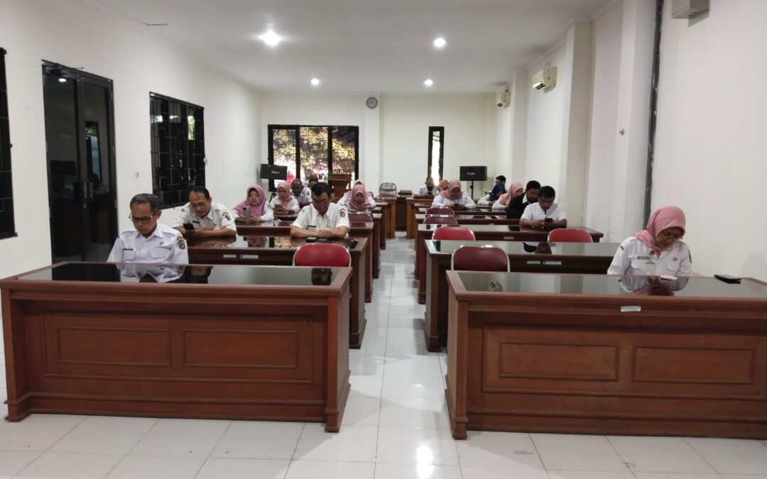 Kegiatan Tadarusan dan Khataman Al-Quran Badan Kesbangpol Kabupaten Karanganyar